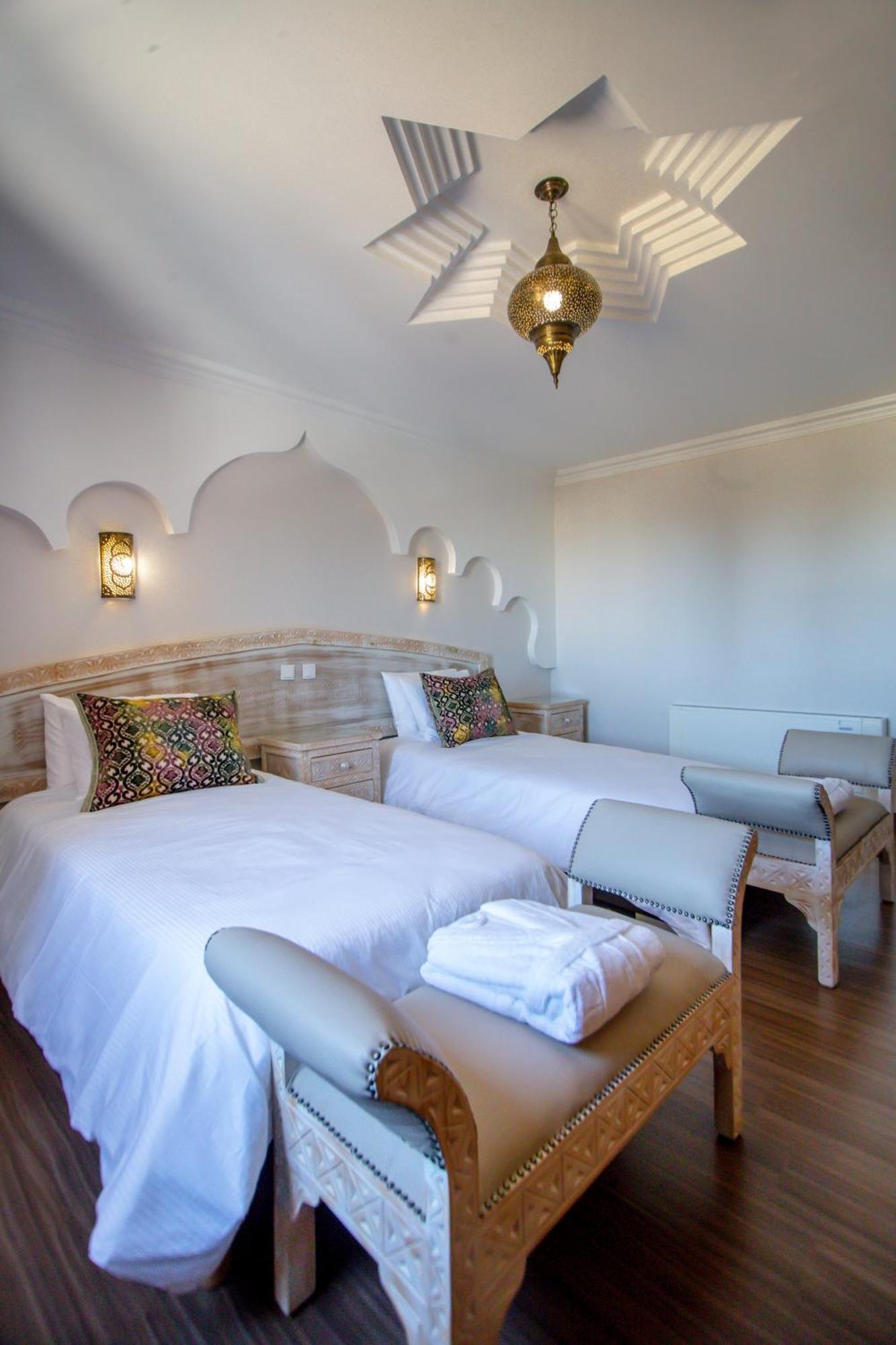 Al Karob Yoga Boutique Hotel Guia  Ngoại thất bức ảnh